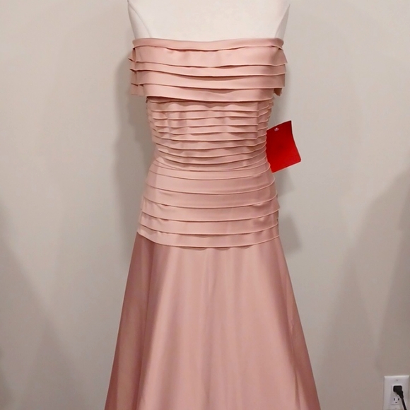 JS Collections Dusty Rose Satin Off the Shoulder Shutter Pleat Gown NEW-… - Picture 2 of 13